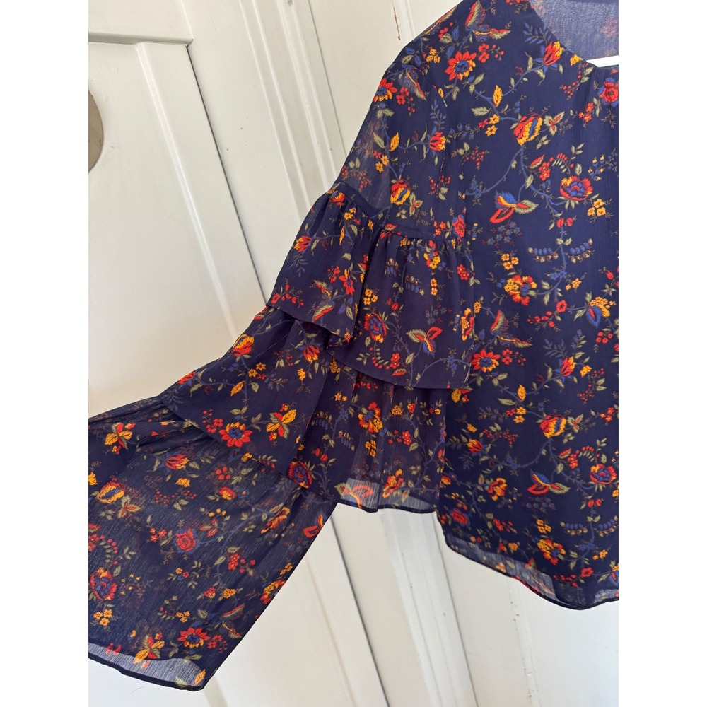 Madewell navy floral ruffle sleeve blouse  size large - Picture 3 of 10